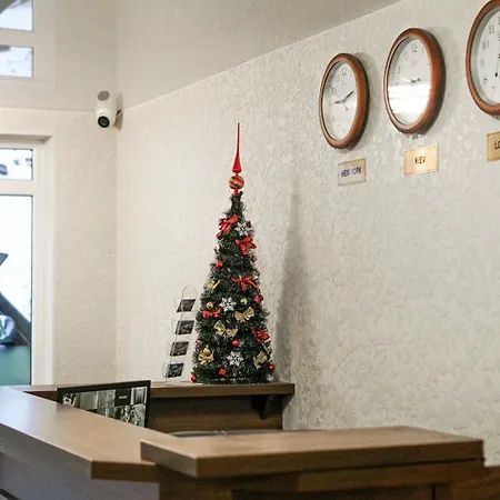 Hotel Diamant *